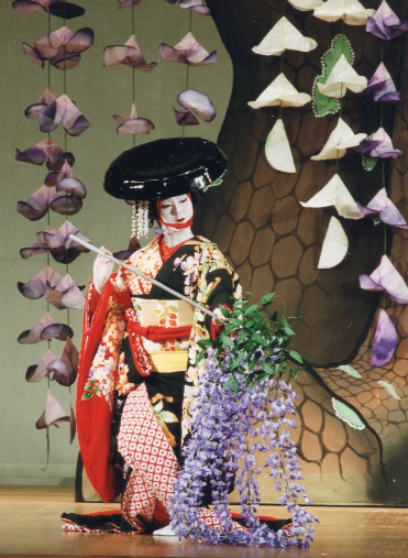【506】古典芸能の玉手箱
　ちょっと欲ばりに和舞台体験　
楽しいお話＆和楽器の調べで巡る